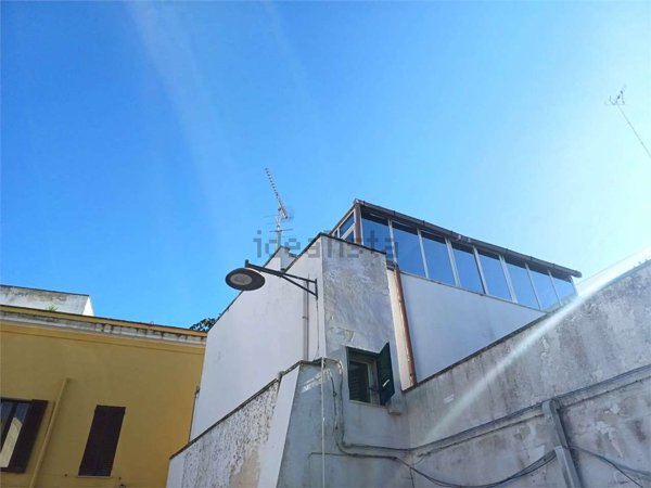 casa indipendente in vendita a Brindisi in zona Centro Città