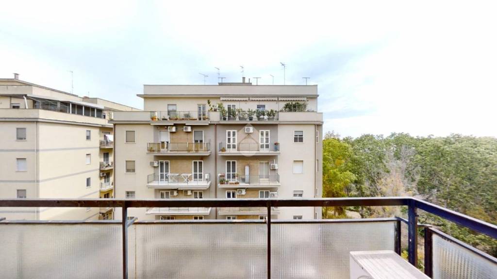 appartamento in vendita a Brindisi in zona Commenda