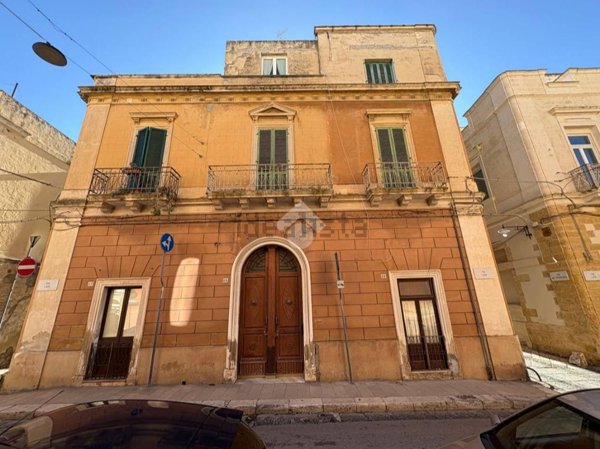 appartamento in vendita a Brindisi in zona Centro Città