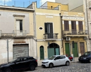 casa indipendente in vendita a Brindisi in zona Centro Città
