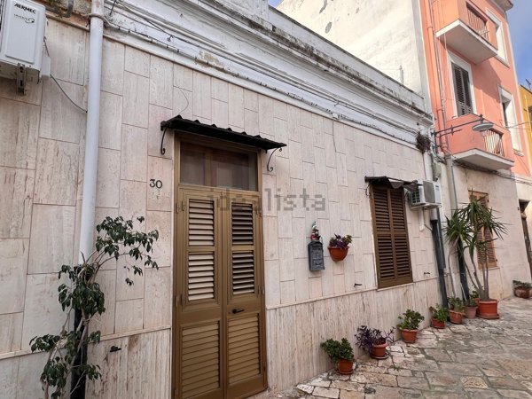 casa indipendente in vendita a Brindisi in zona Centro Città