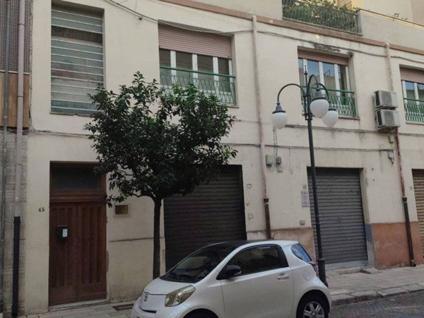 casa indipendente in vendita a Brindisi in zona Centro Città
