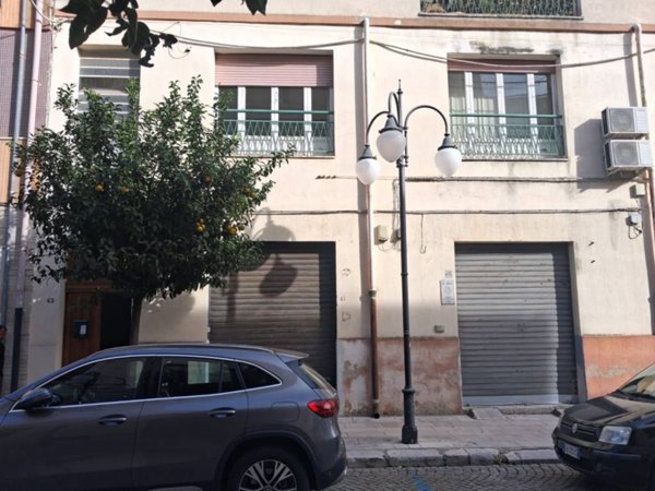 casa indipendente in vendita a Brindisi in zona Centro Città
