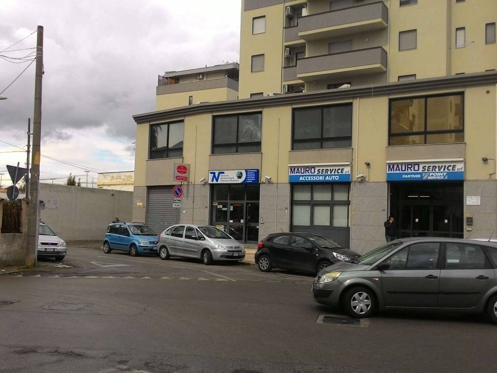 negozio in vendita a Brindisi in zona Centro Città