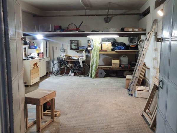 negozio in vendita a Brindisi in zona Cappuccini