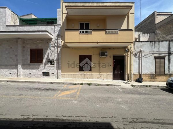 casa indipendente in vendita a Brindisi in zona Sant'Angelo