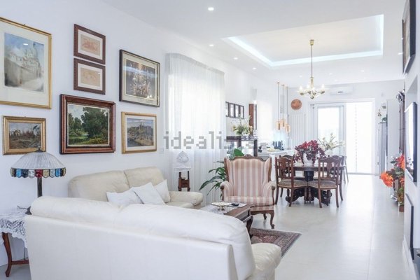 casa indipendente in vendita a Brindisi