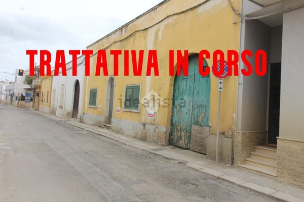 casa indipendente in vendita a Brindisi in zona Tuturano