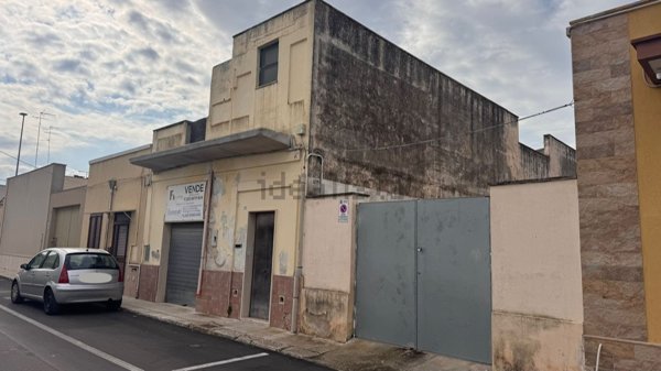 casa indipendente in vendita a Brindisi in zona Paradiso
