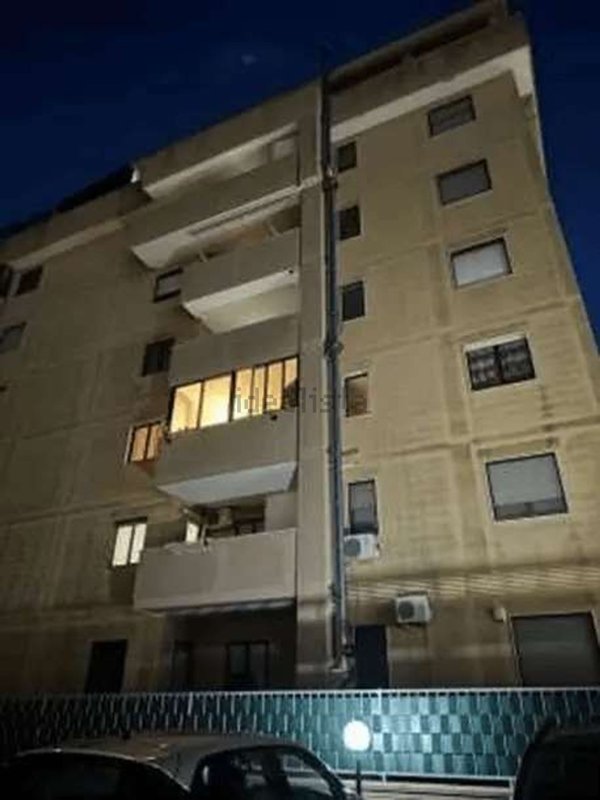 casa indipendente in vendita a Brindisi in zona Cappuccini