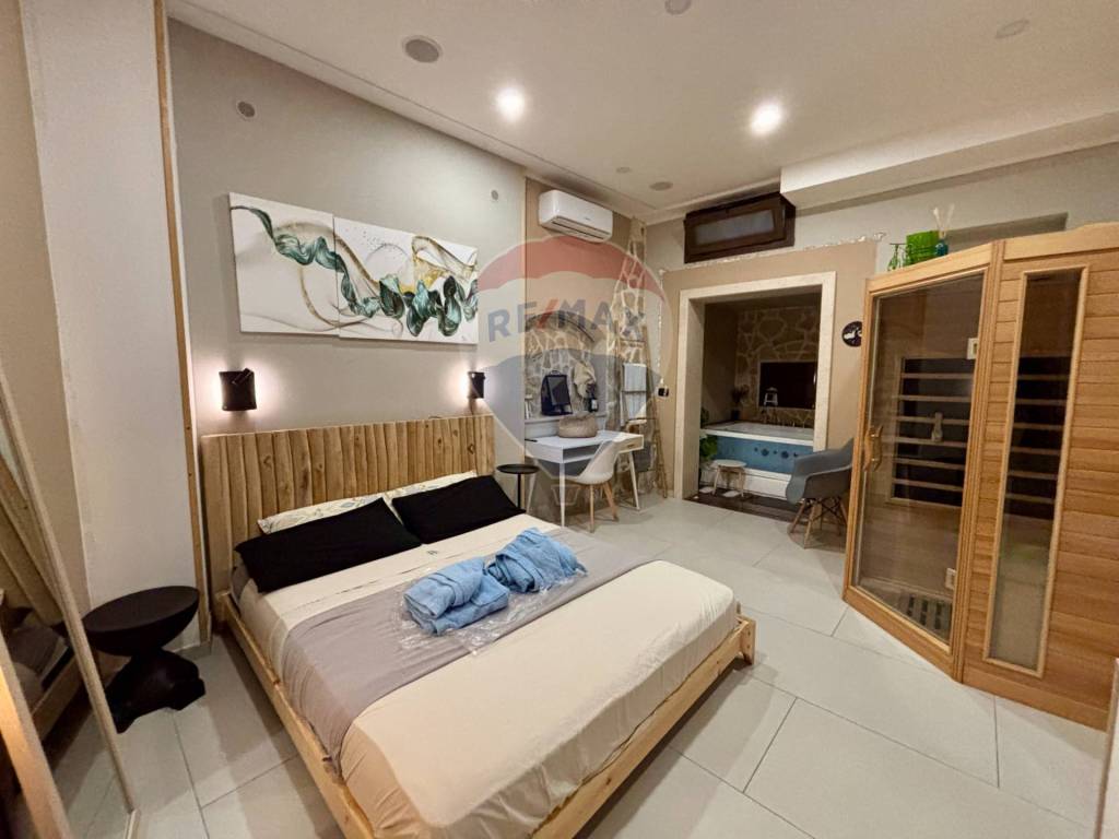 casa indipendente in vendita a Brindisi in zona Centro Città