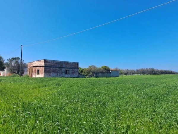 casa indipendente in vendita a Brindisi in zona Paradiso
