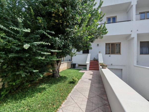 casa indipendente in vendita a Brindisi in zona Paradiso