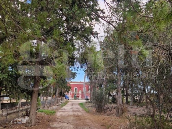 casa indipendente in vendita a Brindisi in zona Tuturano