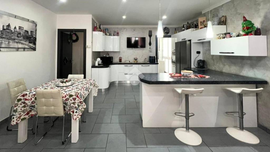 appartamento in vendita a Brindisi in zona Commenda