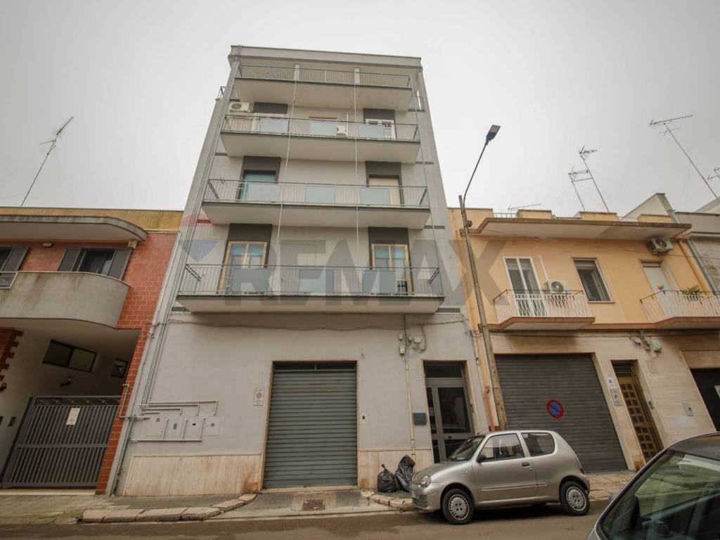 appartamento in vendita a Brindisi in zona Commenda