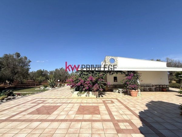 casa indipendente in vendita a Brindisi