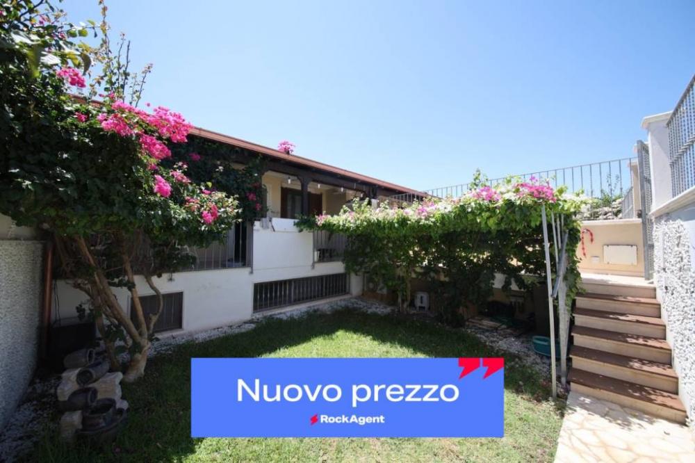 casa indipendente in vendita a Brindisi in zona Centro Città