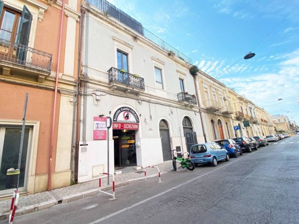 appartamento in vendita a Brindisi in zona Centro Città