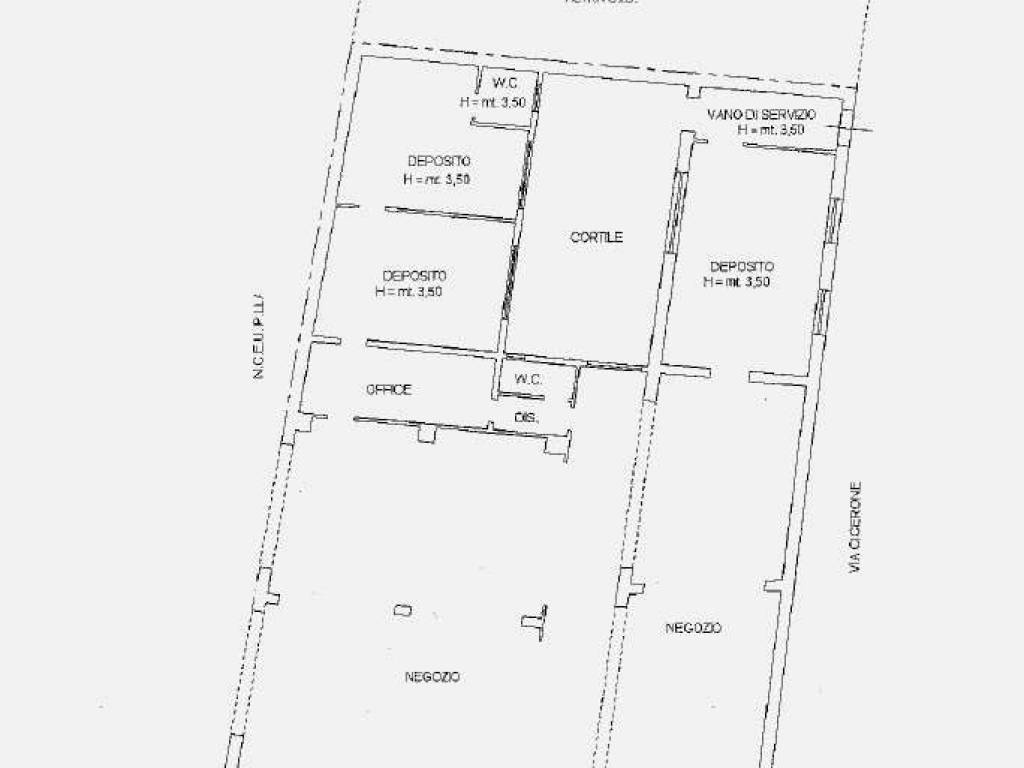 negozio in vendita a Brindisi in zona Commenda