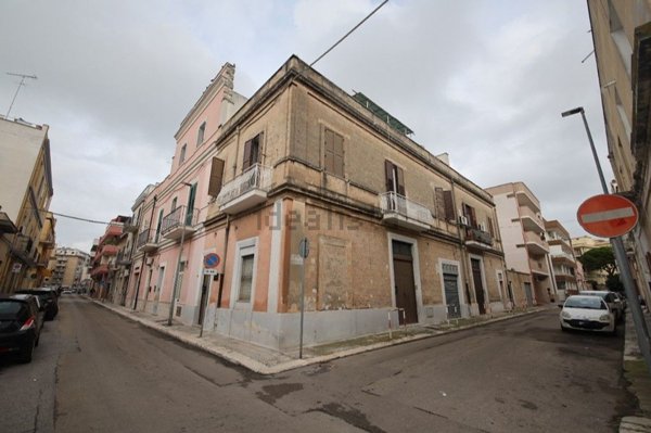 casa indipendente in vendita a Brindisi in zona Cappuccini