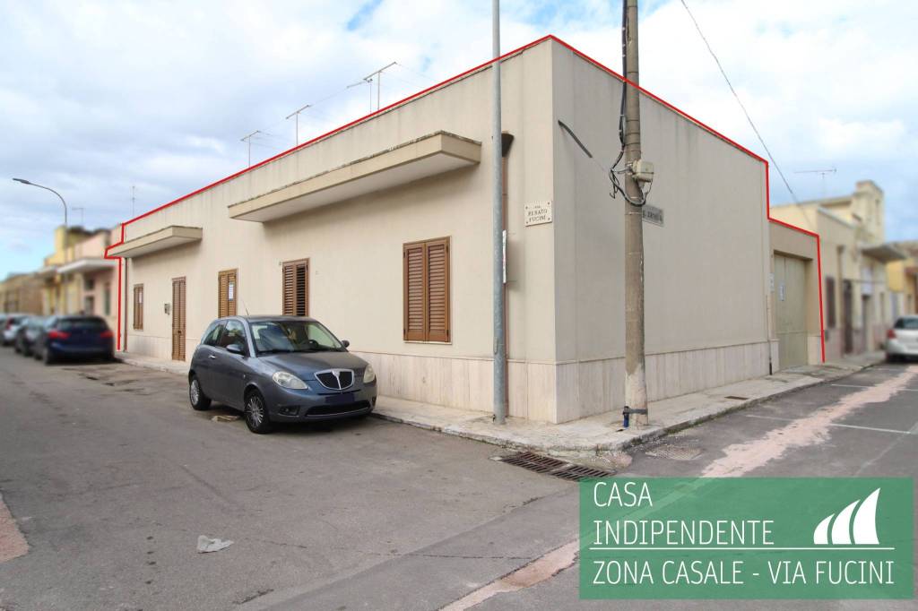 casa indipendente in vendita a Brindisi in zona Paradiso