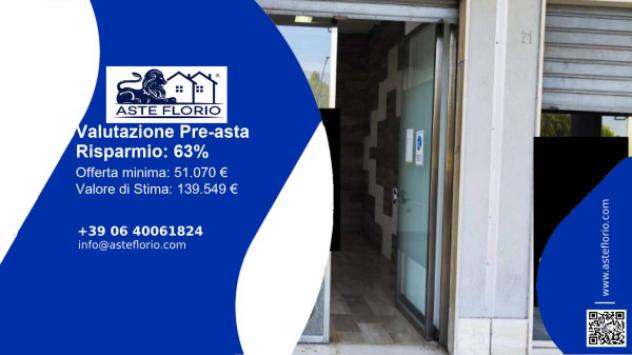 negozio in vendita a Brindisi in zona Bozzano