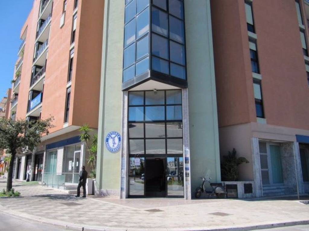appartamento in vendita a Brindisi in zona Commenda