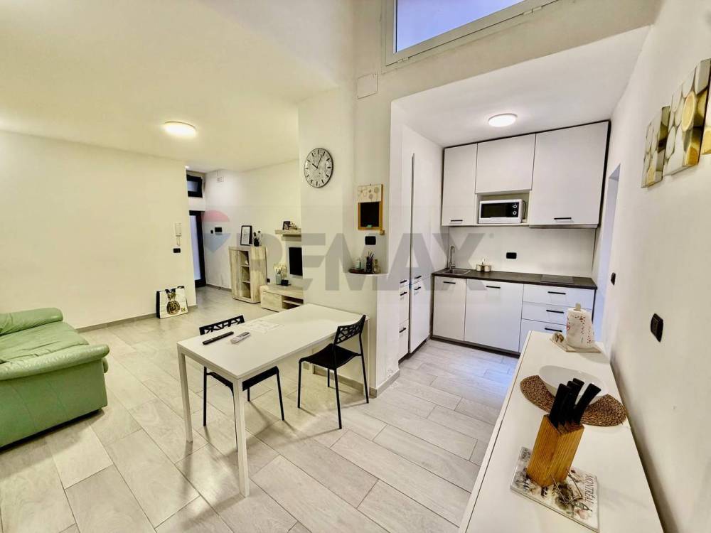 casa indipendente in vendita a Brindisi in zona Minnuta