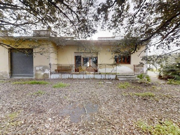 casa indipendente in vendita a Brindisi in zona La Rosa