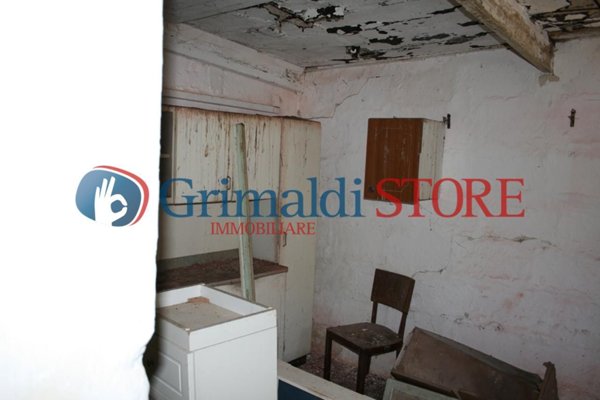 casa indipendente in vendita a Brindisi in zona Centro Città