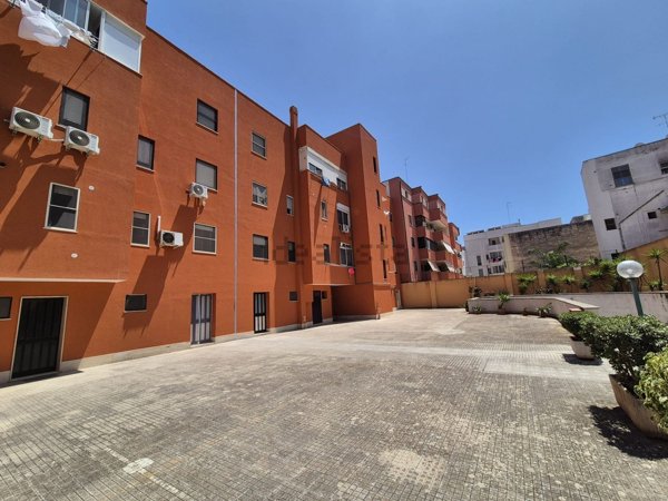 appartamento in vendita a Brindisi in zona Commenda