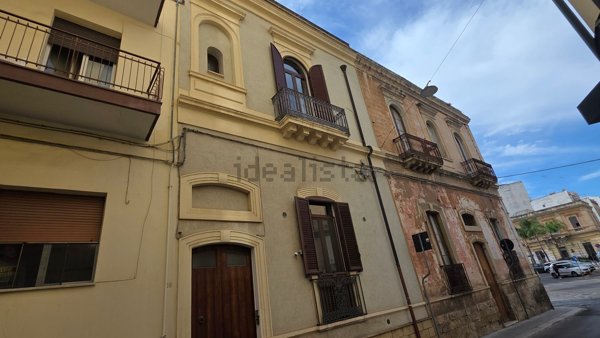 appartamento in vendita a Brindisi in zona Centro Città