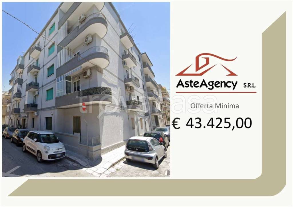 appartamento in vendita a Brindisi in zona Commenda