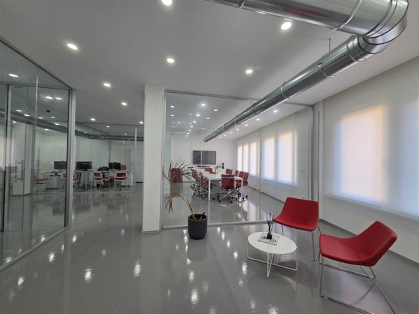 ufficio in vendita a Brindisi in zona Centro Città