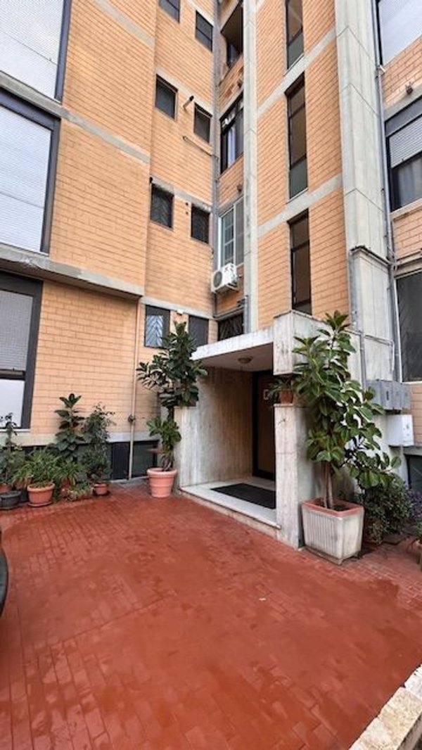 appartamento in vendita a Brindisi in zona Commenda