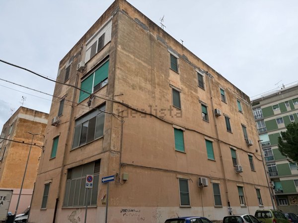 appartamento in vendita a Brindisi in zona Commenda