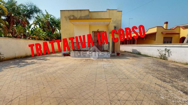 casa indipendente in vendita a Brindisi in zona Tuturano