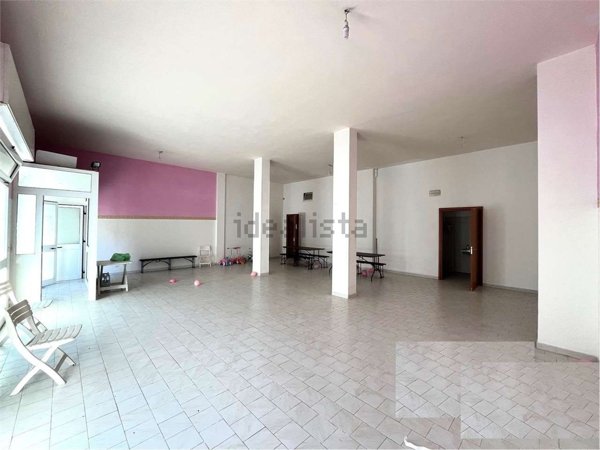 locale commerciale in vendita a Brindisi