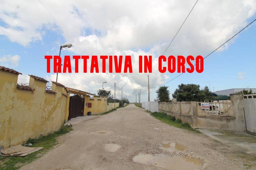 casa indipendente in vendita a Brindisi in zona Tuturano
