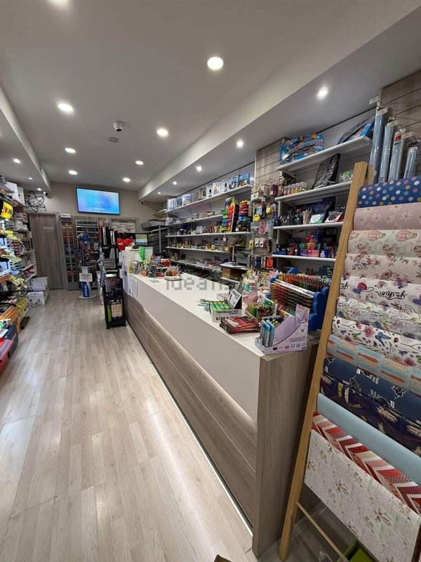ufficio in vendita a Brindisi in zona Commenda