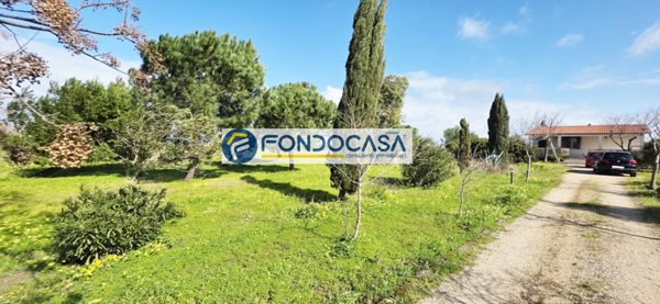 casa indipendente in vendita a Brindisi in zona Centro Città