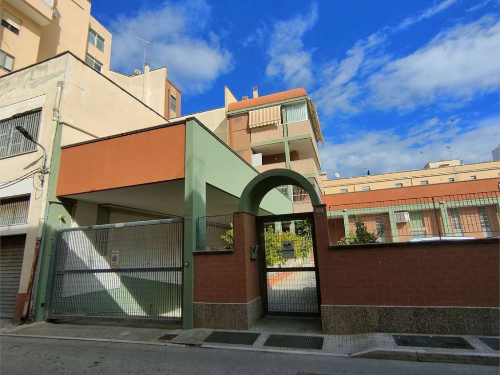 appartamento in vendita a Brindisi in zona Commenda