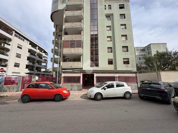 negozio in vendita a Brindisi in zona Cappuccini