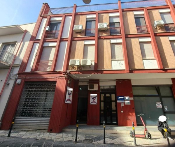 casa indipendente in vendita a Brindisi in zona Centro Città