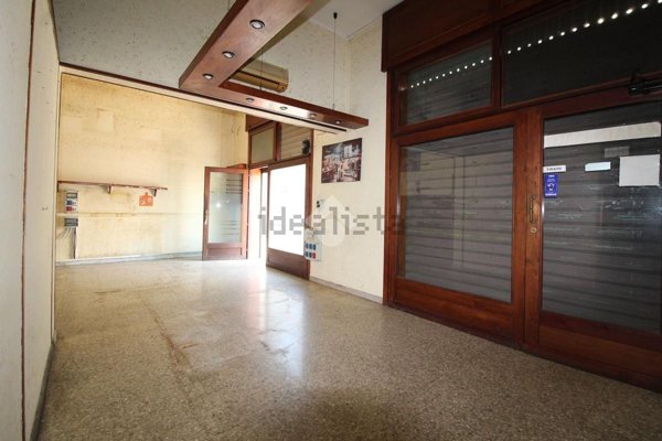 locale commerciale in vendita a Brindisi