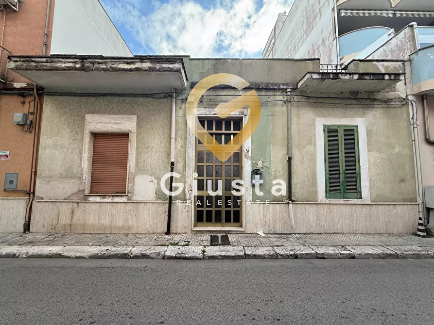 casa indipendente in vendita a Brindisi in zona Cappuccini
