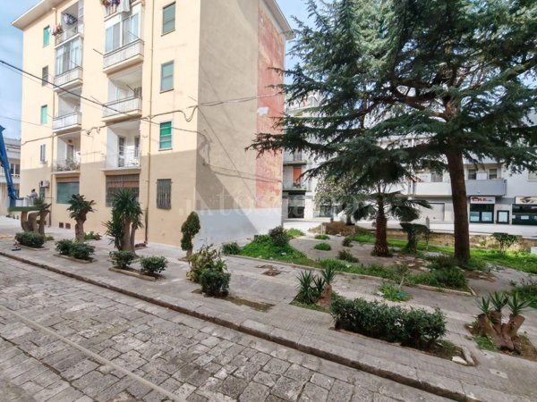 appartamento in vendita a Brindisi in zona Commenda