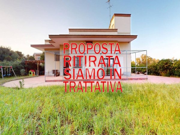 casa indipendente in vendita a Brindisi in zona Commenda