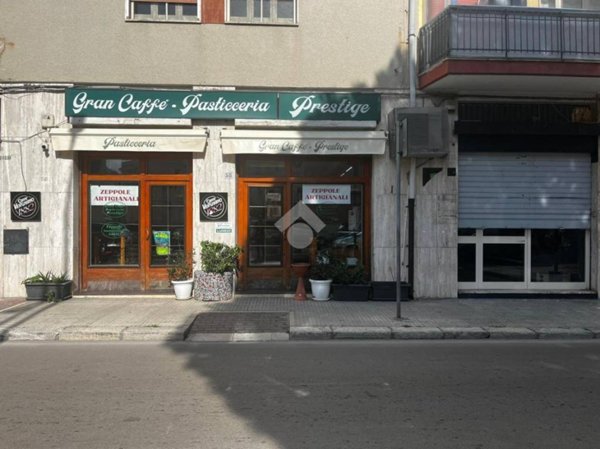 negozio in vendita a Brindisi in zona Commenda